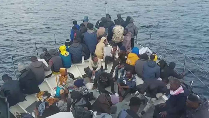 غرق سفينة مهاجرين قبالة ليبيا.. وترجيحات بمقتل 42 شخصاً
