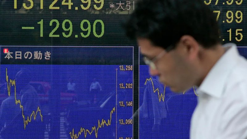 "نيكاي" يرتفع بعد تراجع خسائر مجموعة "سوفت بنك"