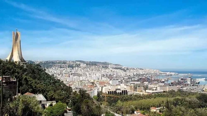 الجزائر تبدأ تسليم 144.6 ألف وحدة سكنية للمواطنين بهذه المناسبة