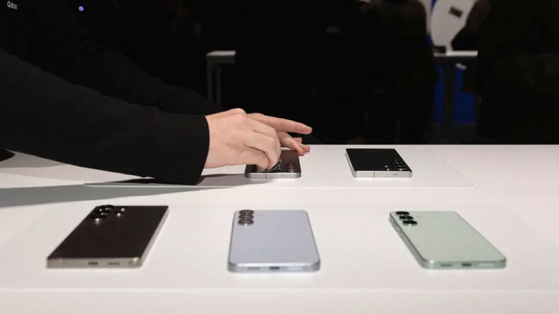 تسريبات تكشف وزن هواتف سلسلة "Galaxy S26"