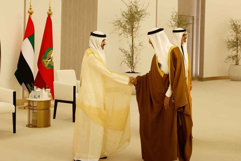 وزير المواصلات والاتصالات يشارك في معرض دبي للطيران 2025