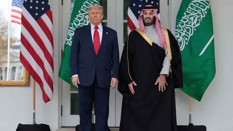ترامب: ولي العهد السعودي صديق مقرب لي ويحظى باحترام كبير في البيت الأبيض