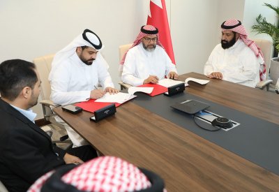 مدير عام الأوقاف السنية يوقّع مذكرة تفاهم مع شركة رامز للتجارة والتسوق لتنفيذ مشروع الإطعام الشهري