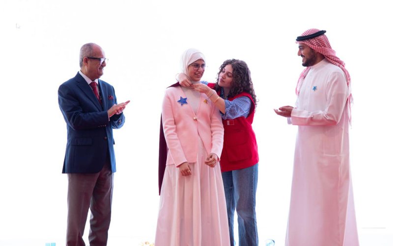 المؤسسة الملكية للأعمال الإنسانية تحقق أمنية رقية وحمدان وتمنحهما يومًا استثنائيًا