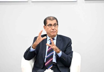"معهد التنمية السياسية" يعقد جلسة حوارية حول نظام المجلسين وأثره في استدامة التشريعات