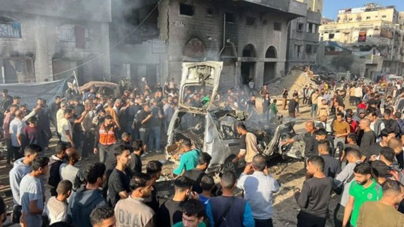 مقتل 4 في غارة إسرائيلية على مركبة بغزة