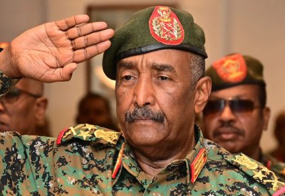البرهان و"فزاعة الإخوان".. هل يتحدى خط ترامب الأحمر؟