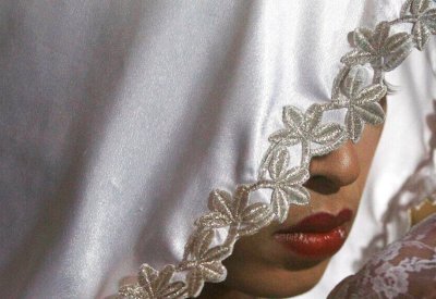 "لا تتزوجي ميليشياوي".. حملة ليبية تحذر الفتيات بعد حوادث قتل