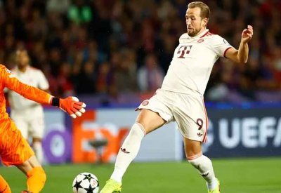 هاري كين يخرج عن صمته ويرد على اهتمام برشلونة