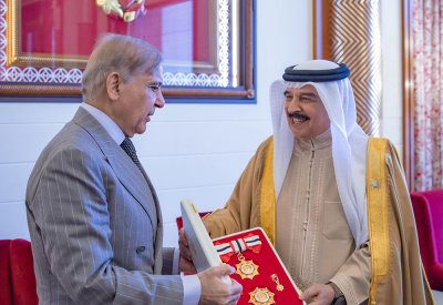 جلالة الملك المعظم يستقبل دولة رئيس وزراء جمهورية باكستان الإسلامية ويشيد بالعلاقات التاريخية التي تجمع بين البلدين