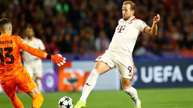 هاري كين يخرج عن صمته ويرد على اهتمام برشلونة