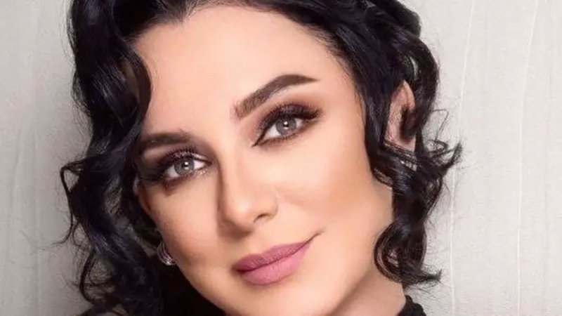 سلاف فواخرجي تعلق على الشتائم التي تصلها.. ما القصة؟