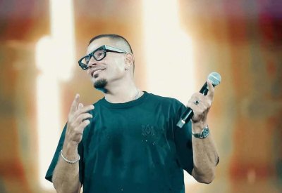 4 نجوم عرب يتخطّون حاجز المليار مشاهدة على يوتيوب
