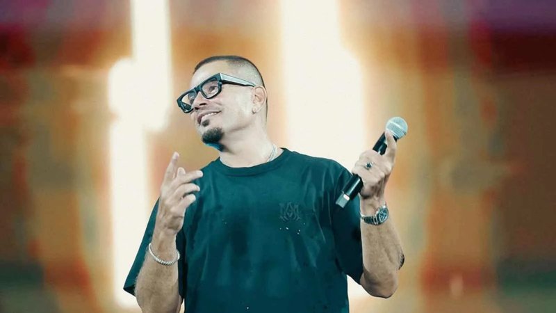 4 نجوم عرب يتخطّون حاجز المليار مشاهدة على يوتيوب