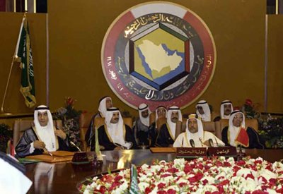 مملكة البحرين والقمم الخليجية.. تاريخ عريق وجهود متواصلة لدفع العمل الخليجي المشترك نحو مزيد من التعاون والتكامل
