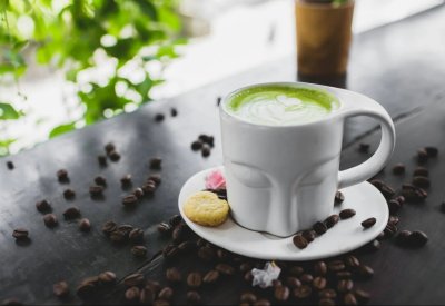 الماتشا واللوز والقهوة.. 3 أصناف تعزز عملية التمثيل الغذائي بشكل طبيعي