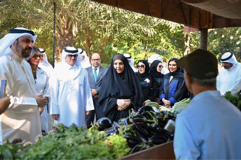 افتتاح موسم سوق المزارعين البحرينيين 2025–2026 بحضور واسع في حديقة البديع النباتية