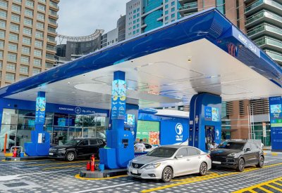 الإمارات ترفع أسعار الوقود لشهر ديسمبر 2025