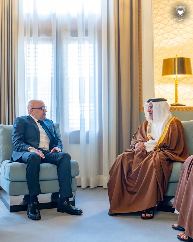 سمو ولي العهد رئيس مجلس الوزراء يستقبل سفير الجمهورية العربية السورية لدى مملكة البحرين