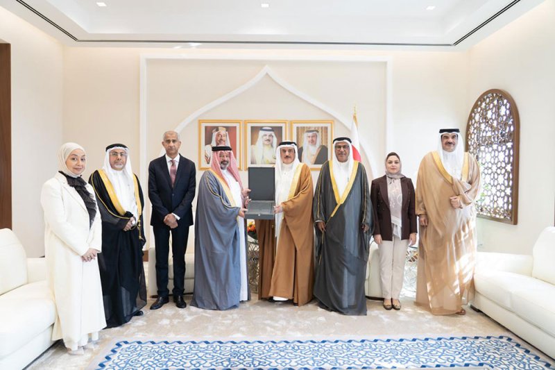 خلال تسلمه تقرير ديوان الرقابة المالية والإدارية للسنة المهنية (2024 - 2025)..  رئيس مجلس النواب:  دعم وتطوير المنظومة الرقابية والحفاظ على المال العام وتعزيز العدالة