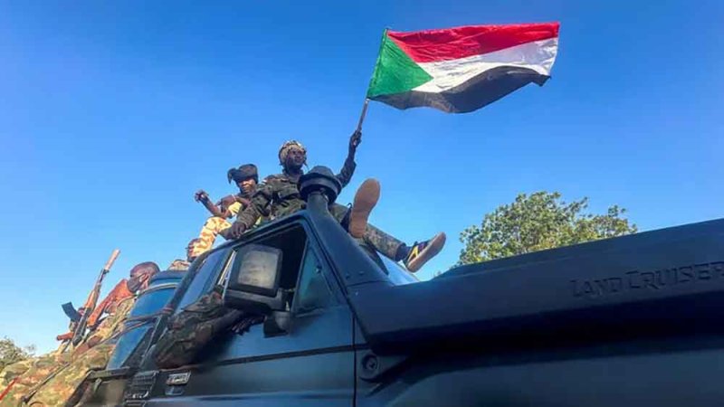 المبعوث الأممي للسودان: الفرصة ما زالت متاحة لعقد حوار يحقن الدماء