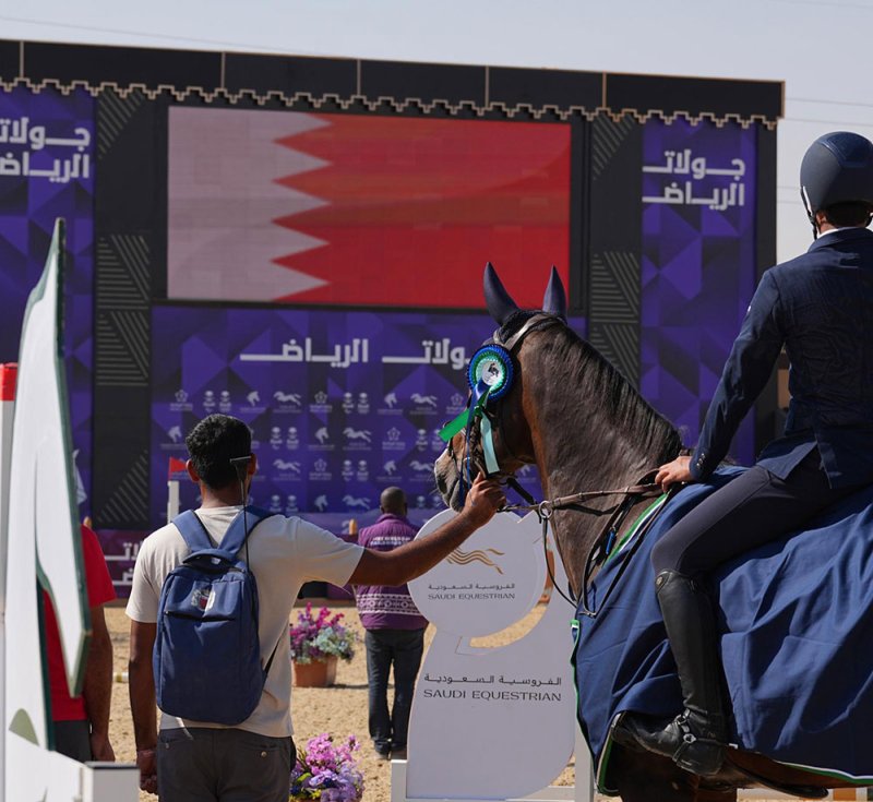 فريق "الداخلية" لقفز الحواجز يحقق المراكز الأولى في جولات الرياض لقفز الحواجز
