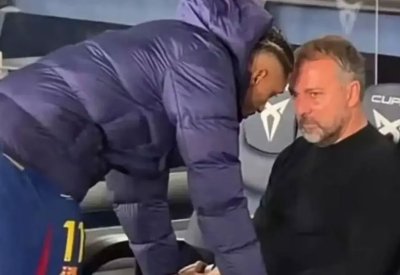 "طردوا صديقي".. فليك يكشف تفاصيل لقطته المثيرة مع رافينيا