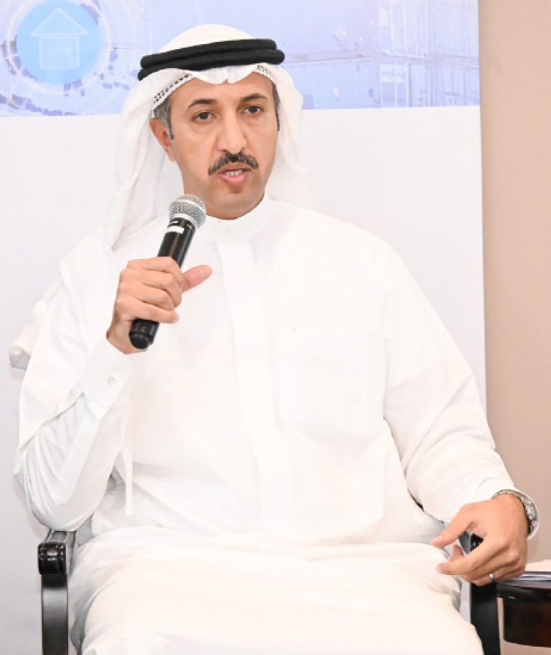 وزير “المواصلات”: البحرين تضخ 1.1 مليار دولار في تطوير المطار وتستهدف 14 مليون مسافر