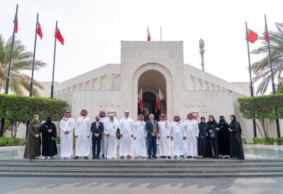 أمانة النواب تستقبل وفداً من الجامعة الأهلية