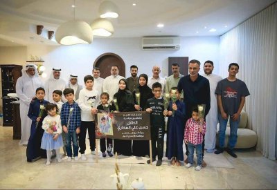 أطفال البلاد القديم يجسّدون "قلب البحرين" في زيارة لأسرة الطفل حسن المحاري