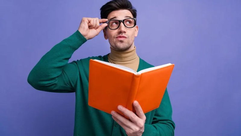 3 كتب ضرورية لمن يفكر في إطلاق مشروعه بعد فقدان الوظيفة