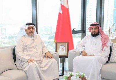 رئيس مجلس الأوقاف السنية يستقبل رئيس منطقة الشرق الأوسط وشمال أفريقيا وآسيا بالمؤسسة الإسلامية لتنمية القطاع الخاص