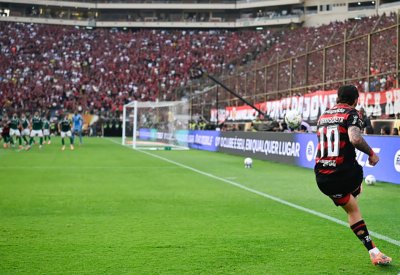 رغم الاعتراضات.. "فيفا" يقترب من تغيير قواعد الركلات الركنية في مونديال 2026