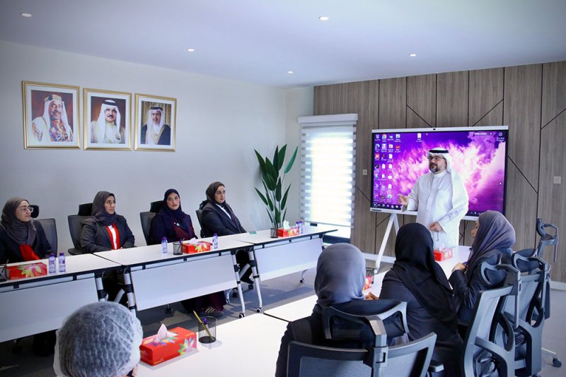 دلمون للدواجن تحتفل بيوم المرأة البحرينية وتكرم موظفاتها تقديراً لعطائهن