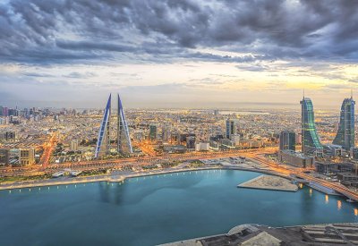 الطقس في مملكة البحرين بارد نسبيًا ليلًا ومعتدلًا نهارًا