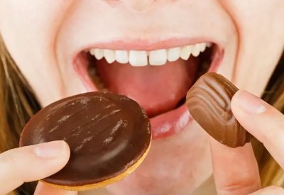 صحة الفم... مرآة منسية لتطور مرض السكري