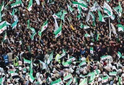 السوريون يحيون الذكرى الأولى لإسقاط نظام الأسد والسيطرة على دمشق