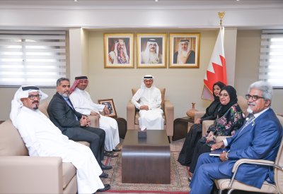 محافظ الشمالية يستقبل رئيس جمعية المؤسسات الصغيرة والمتوسطة البحرينية