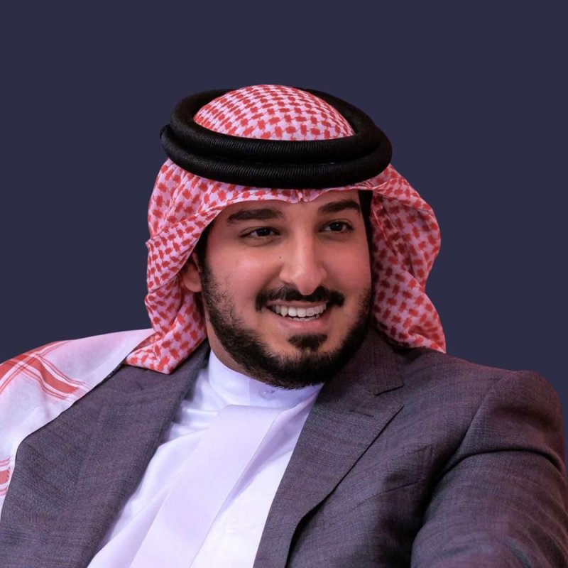 سمو الشيخ عيسى بن عبدالله يهنئ جلالة الملك وسمو ولي العهد رئيس مجلس الوزراء