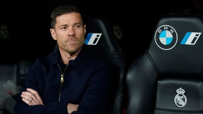 ليس مورينيو أو زيدان.. الكشف عن خليفة ألونسو في ريال مدريد