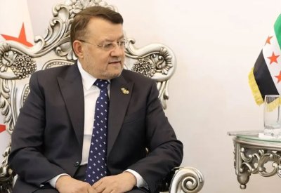 أين وصلت المفاوضات مع قسد والهجري؟.. مستشار الشرع يوضح
