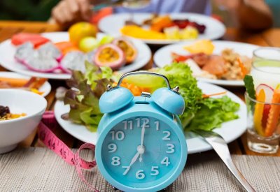 دراسة تكشف تأثيرات مدهشة للصيام المتقطع.. تفوق التخسيس