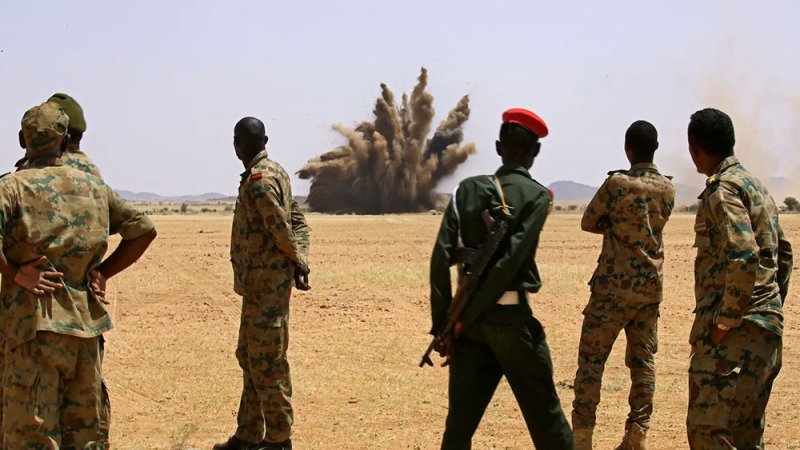 فرار جنود سودانيين إلى جنوب السودان بعد سقوط حقل هجليج