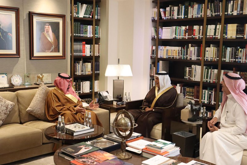 صاحب السمو الملكي الأمير تركي الفيصل يستقبل الرئيس التنفيذي لمركز "دراسات"