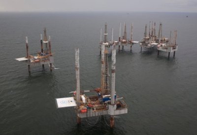شركات نفط تعرض 279 مليون دولار مقابل حقوق التنقيب في خليج المكسيك
