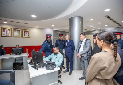 رئيس الأمن العام يبحث مع السفير الفرنسي تعزيز التعاون المشترك وتطوير خدمات الإسعاف الوطني