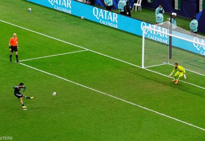 الإمارات تصعد إلى نصف نهائي كأس العرب على حساب الجزائر