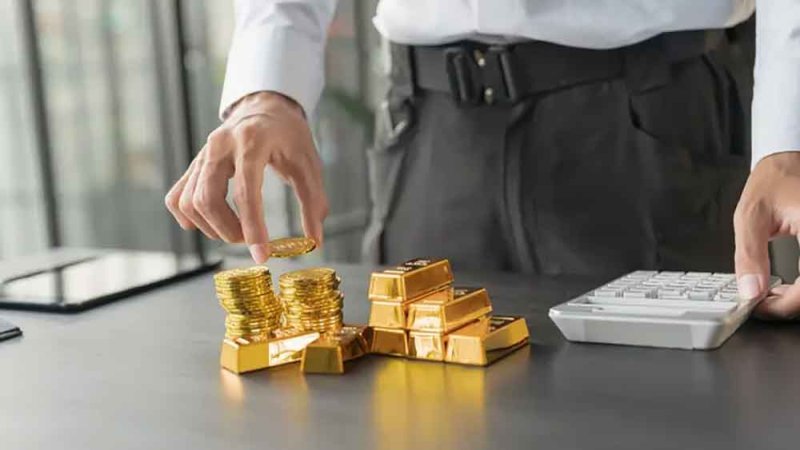 ارتفاع أسعار الذهب واستقرار الفضة بعد زيادة قياسية