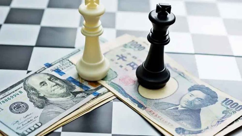 الين يرتفع قبيل اجتماع بنك اليابان والمستثمرون يترقبون أسبوعا حافلا