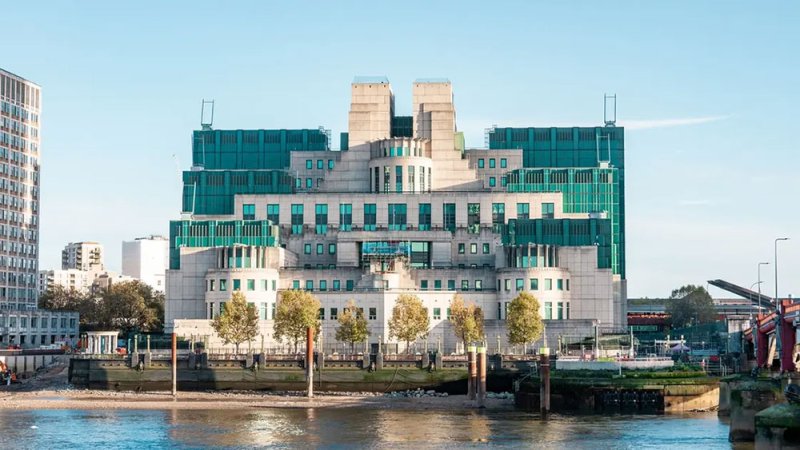 في أول خطاب لها.. رئيسة MI6 الجديدة: روسيا تصدر الفوضى